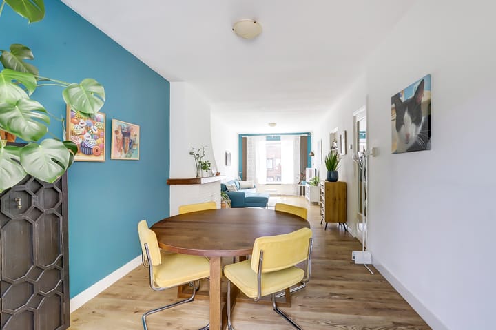 Foto 11 van Laan van Nieuw-Guinea 101-BS