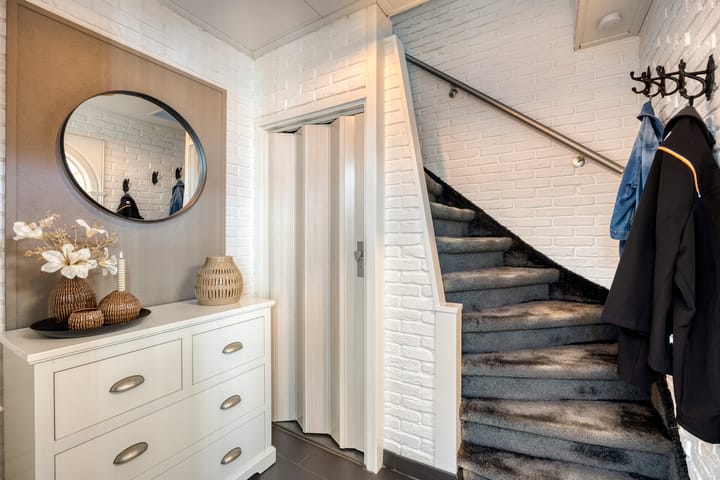 Foto 5 van Stoop van Zwijndrechtstraat 14