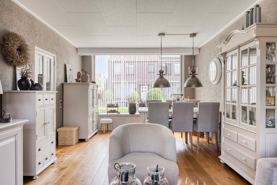 Foto 8 van Stoop van Zwijndrechtstraat 14