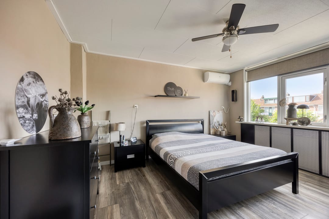 Foto 17 van Stoop van Zwijndrechtstraat 14