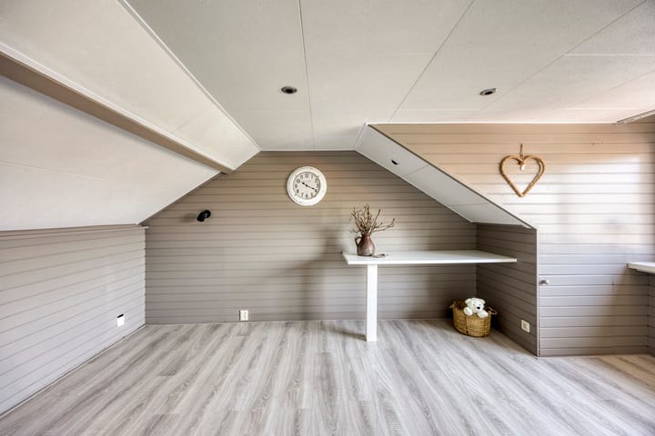 Foto 25 van Stoop van Zwijndrechtstraat 14