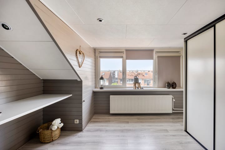 Foto 26 van Stoop van Zwijndrechtstraat 14