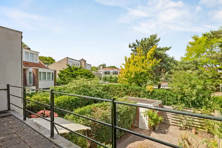 Foto 24 van Charlotte van Montpensierlaan 8