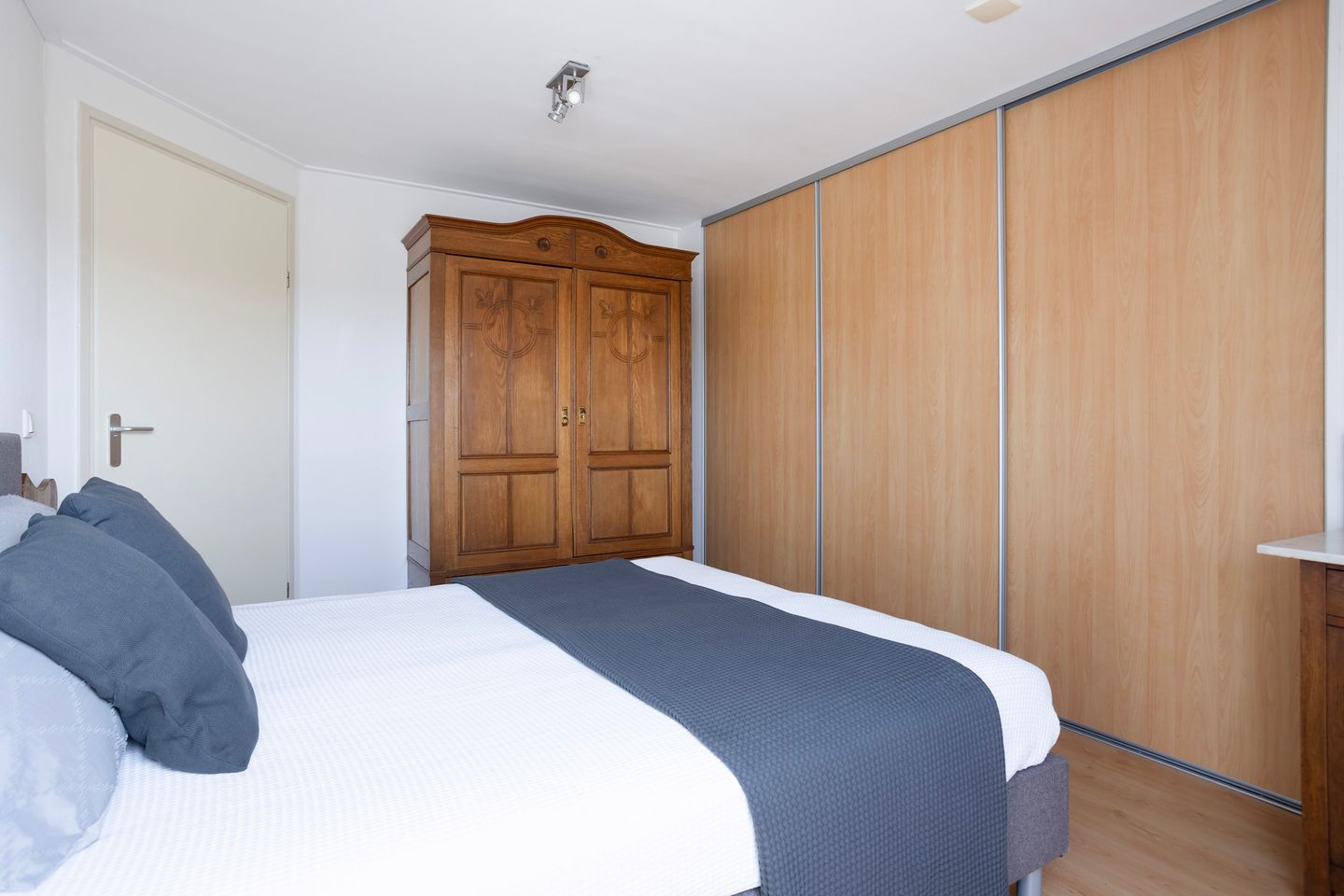 Photo 44 of Doerebout 26