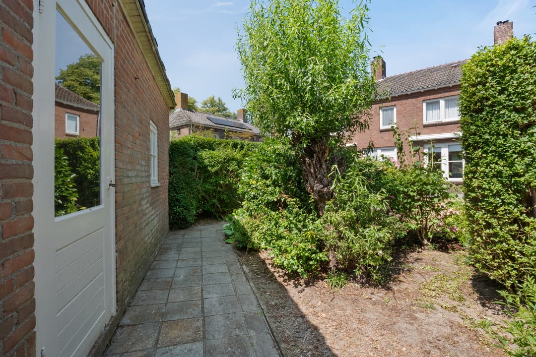 Foto 28 van Prins Bernhardlaan 34