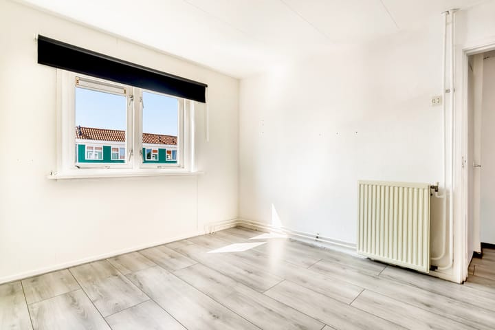 Photo 37 of Jan Pieterszoon Coenstraat 7