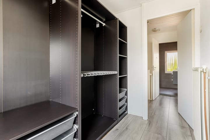 Photo 40 of Jan Pieterszoon Coenstraat 7