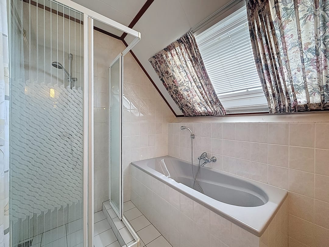 Foto 26 van Galjoen 18