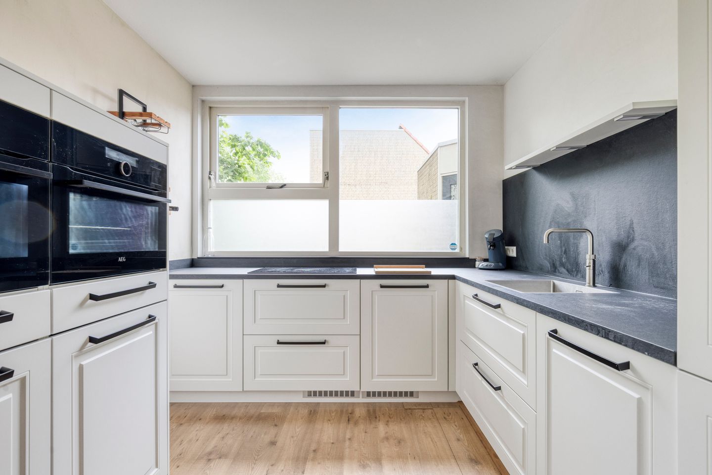 Photo 14 of Calabriëstraat 31