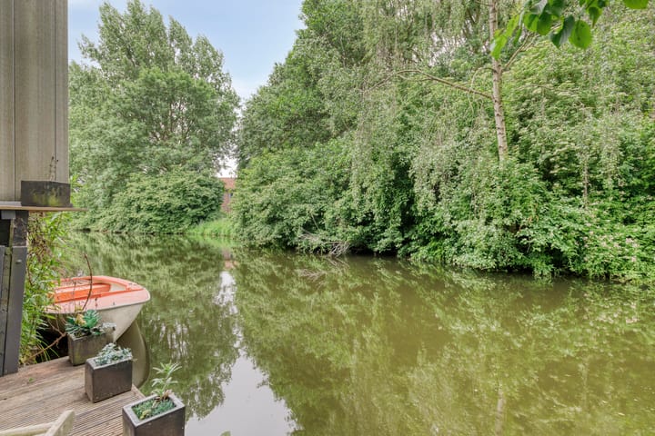 Foto 30 van Calabriëstraat 31