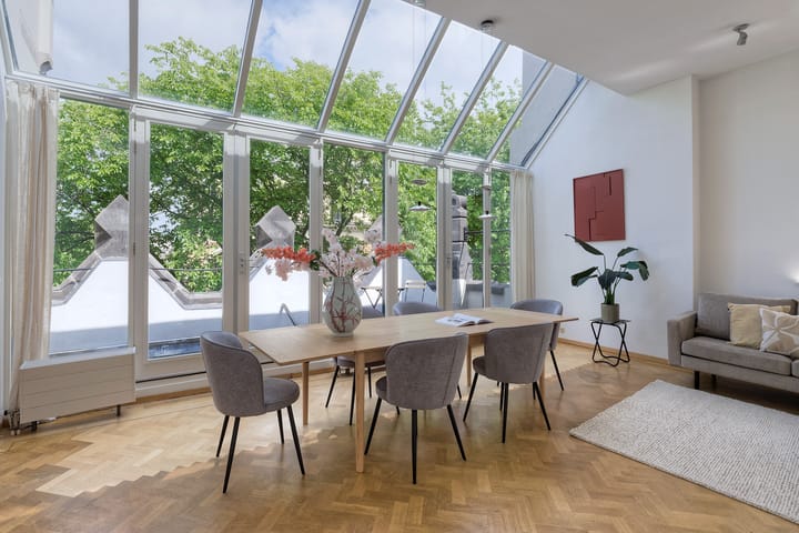 Photo 3 of Voetboogstraat 1-E