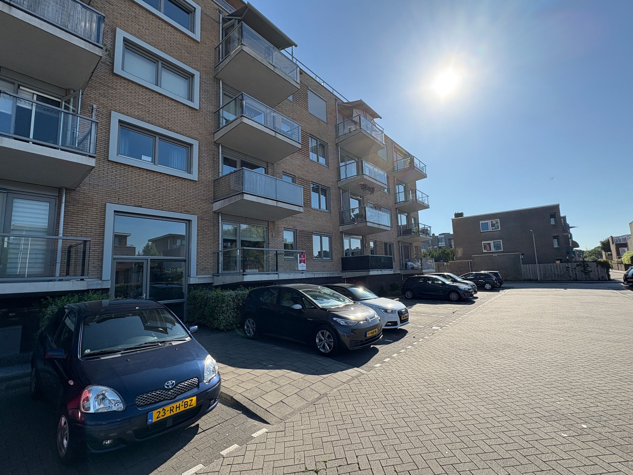 Foto 18 van Jan van Goyenplein 43