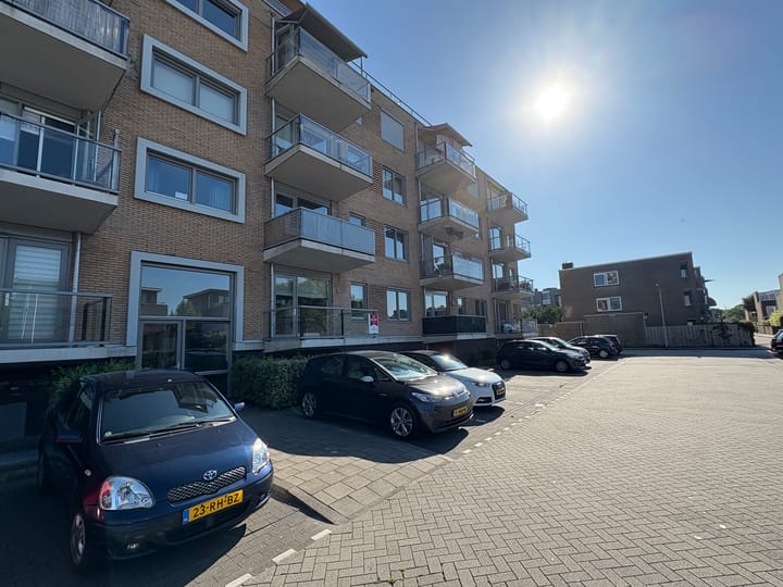 Foto 18 van Jan van Goyenplein 43