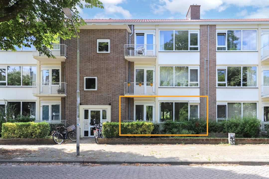 Foto 1 van Molukkenstraat 36