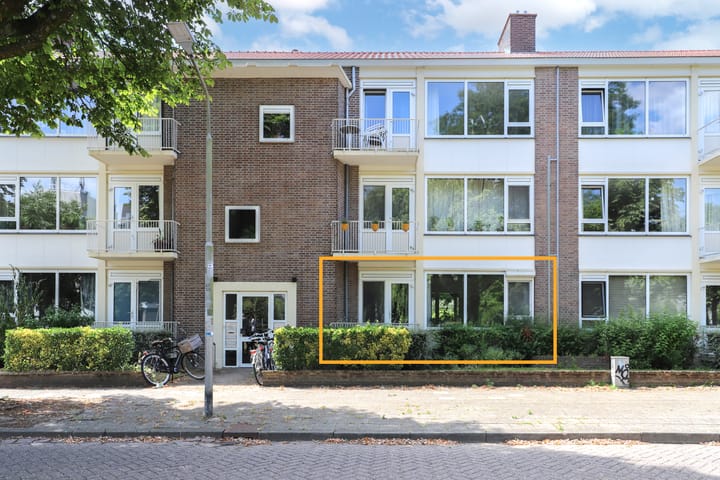 Foto 1 van Molukkenstraat 36