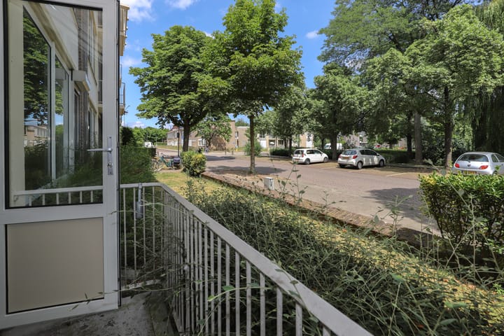 Foto 20 van Molukkenstraat 36