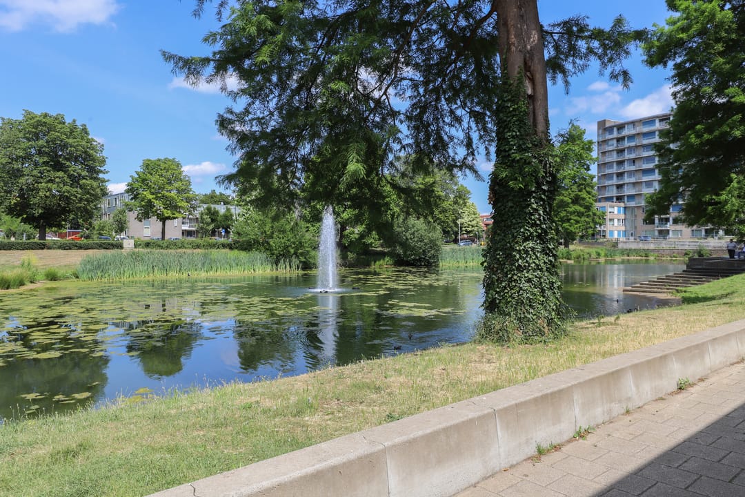 Foto 38 van Molukkenstraat 36