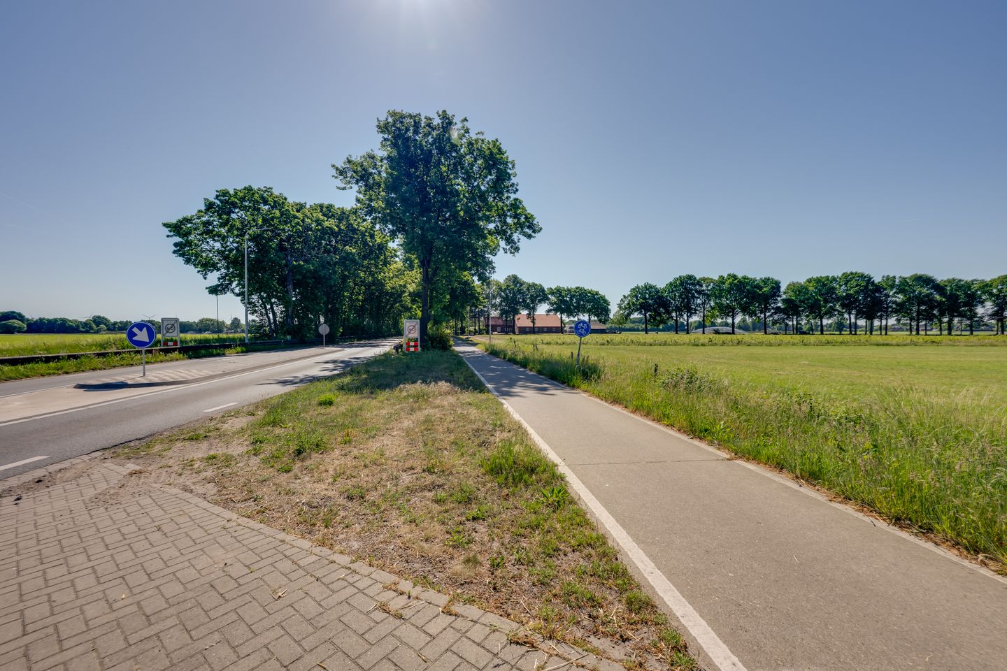 View photo 4 of Rucphenseweg 3