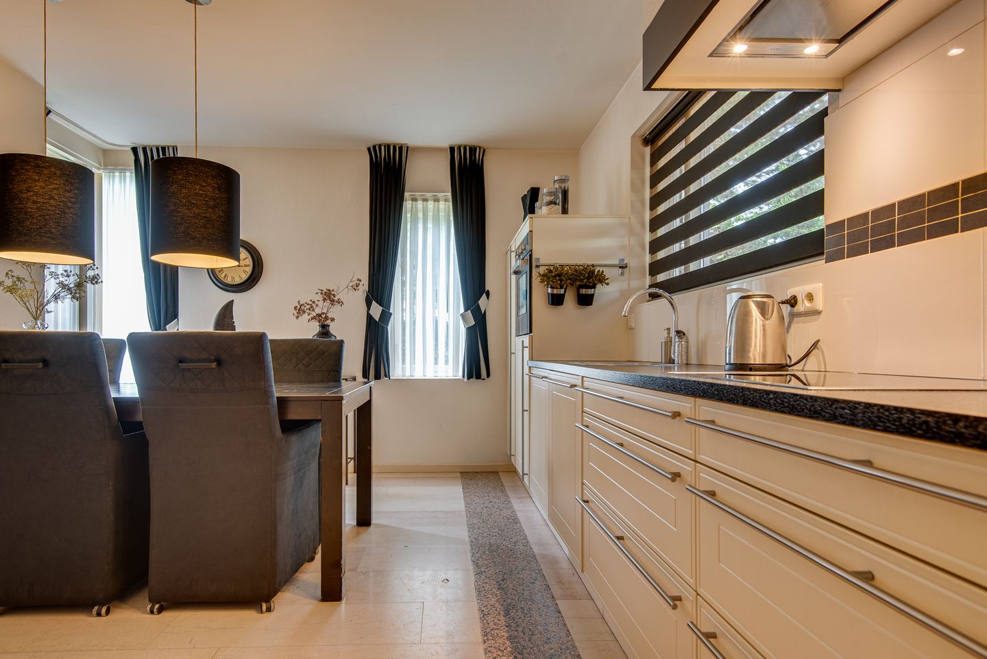 Foto 10 van Thorbeckeborch 34