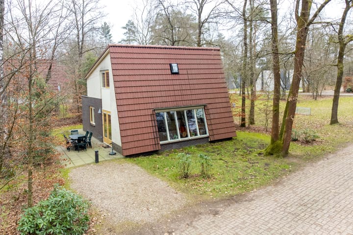 Krimweg 140-B38 main image