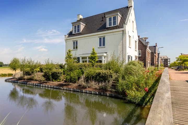 Foto 56 van Bijenkorf 25