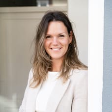 Deborah Oerlemans-Vermeer - NVM Makelaar