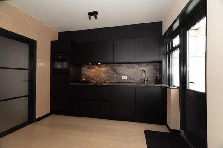 Photo 11 of Wijnand Zeeuwstraat 52