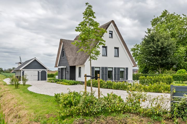 Foto 1 van Achterstraat 24-B