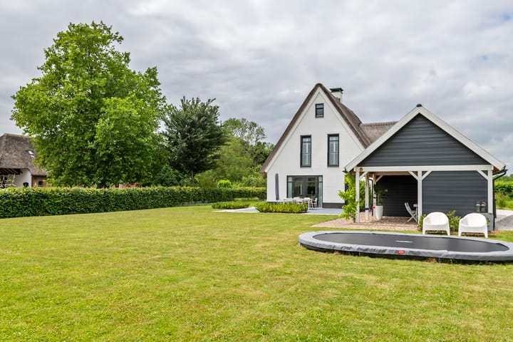 Foto 19 van Achterstraat 24-B