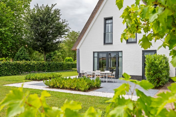 Foto 20 van Achterstraat 24-B