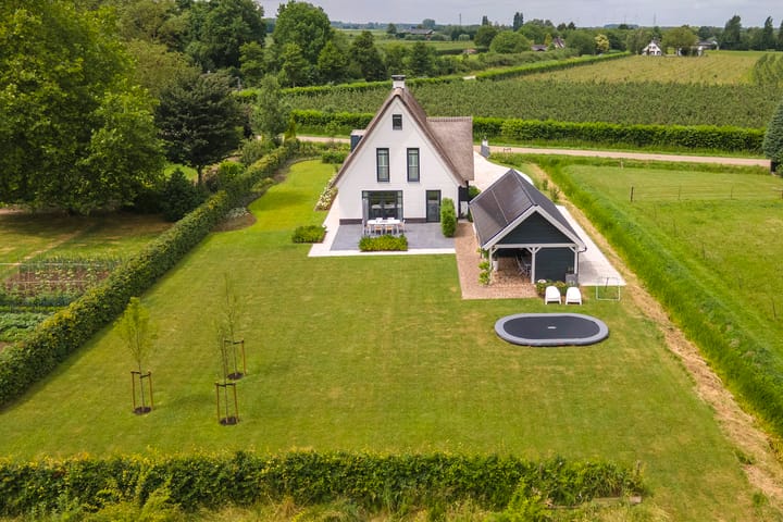 Foto 42 van Achterstraat 24-B