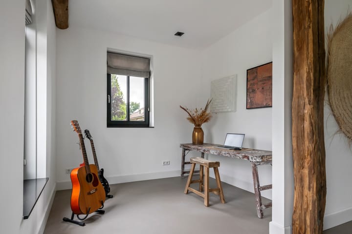 Foto 75 van Achterstraat 24-B