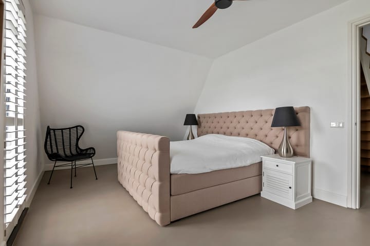 Foto 93 van Achterstraat 24-B