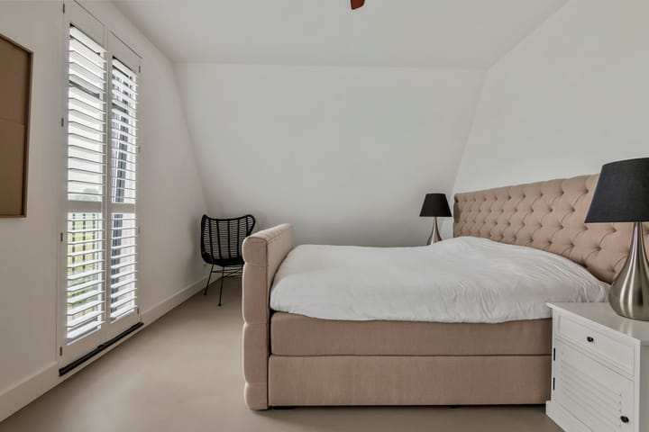 Foto 94 van Achterstraat 24-B