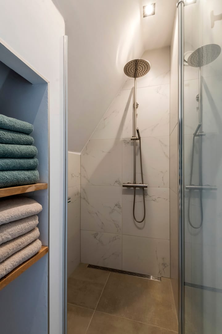 Foto 105 van Achterstraat 24-B