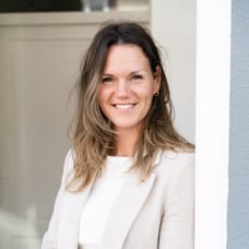 Deborah Oerlemans-Vermeer - NVM Makelaar