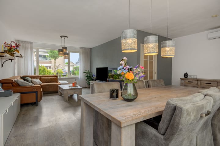 Foto 5 van Aalbersestraat 36