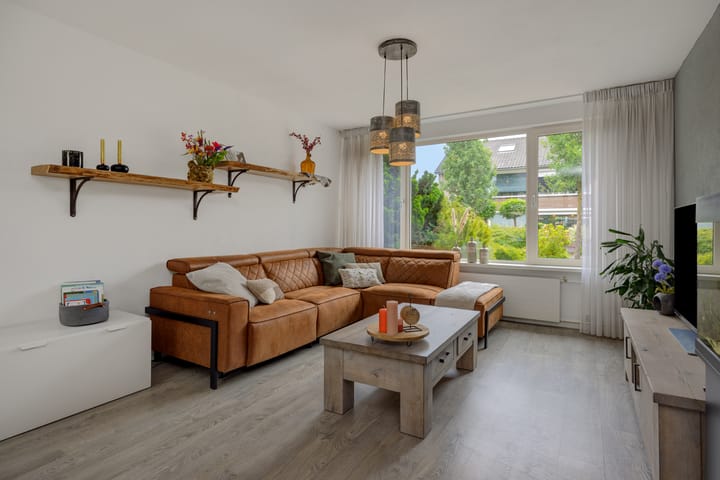 Foto 9 van Aalbersestraat 36