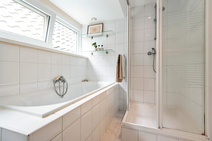 Foto 31 van Meesterlottelaan 26-RD