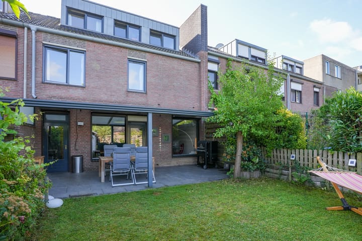 Prins Bernhardstraat 26