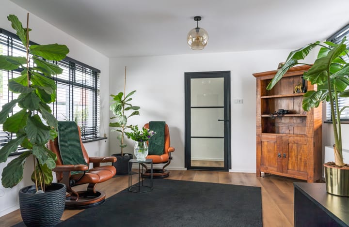 Foto 18 van Van Schendelstraat 19