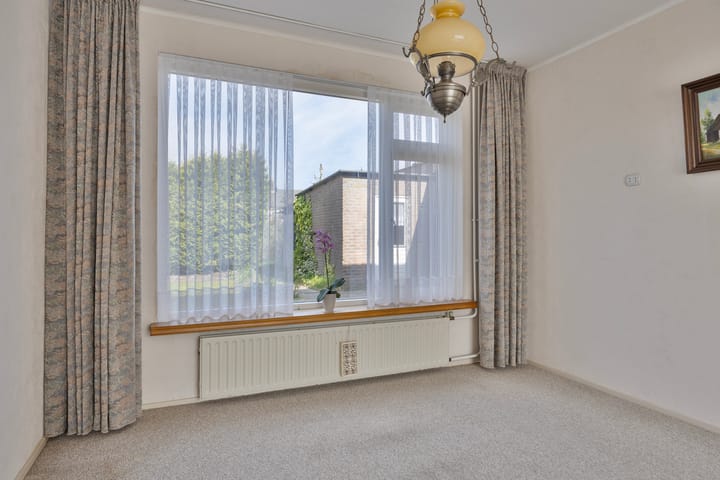 Foto 12 van Karel Doormanlaan 30