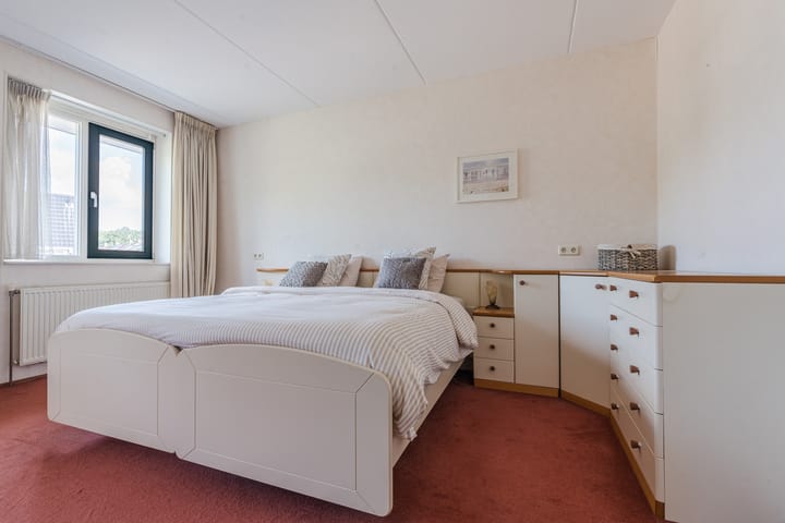 Foto 15 van Ereprijslaan 10