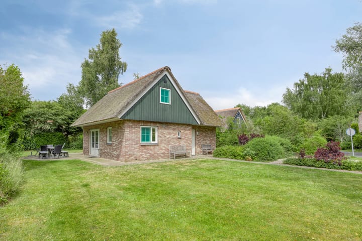 Photo 1 of Binnenweg 12-68