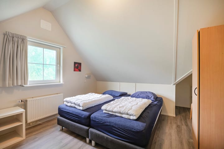 Photo 15 of Binnenweg 12-68