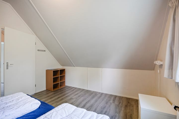 Photo 17 of Binnenweg 12-68