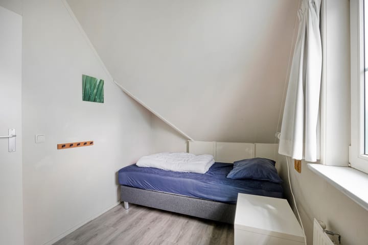 Photo 19 of Binnenweg 12-68