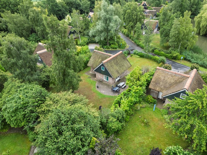 Photo 39 of Binnenweg 12-68