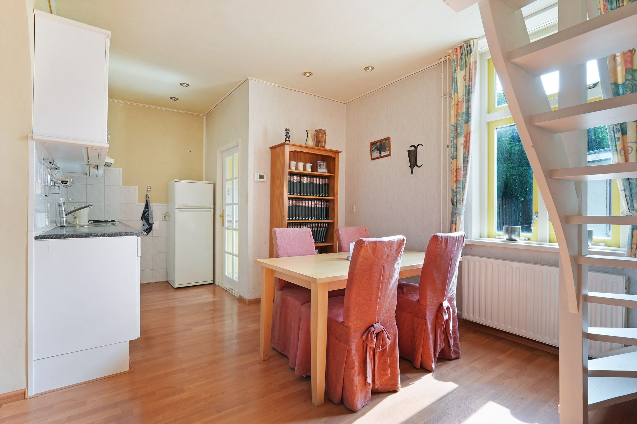 Foto 9 van Spoorstraat 40