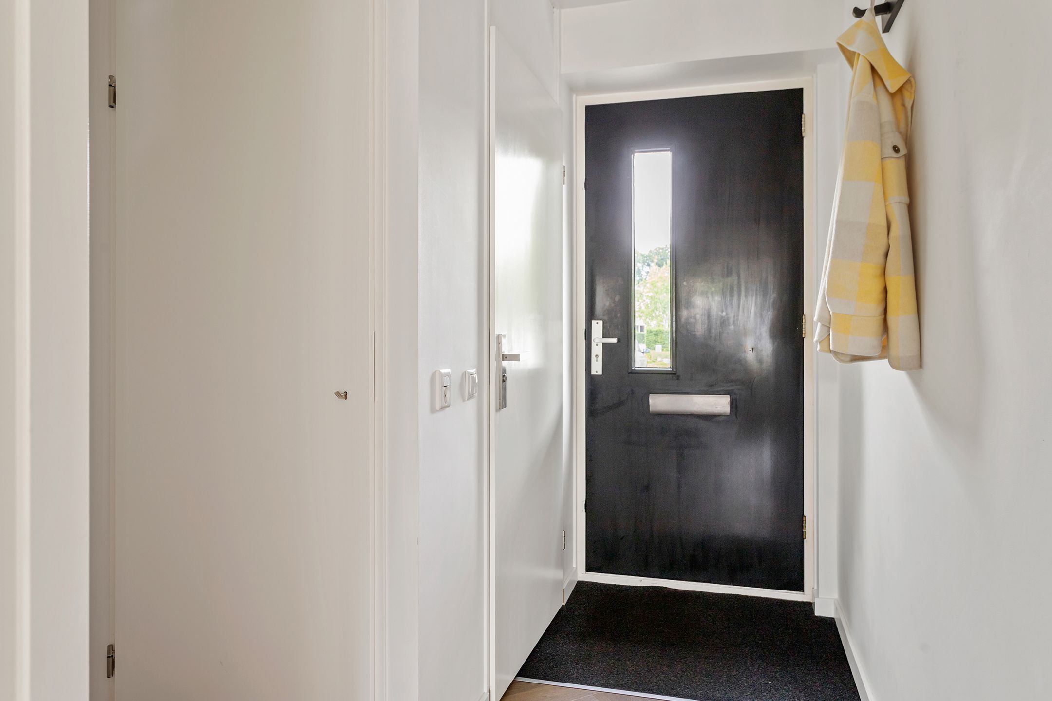 Foto 9 van Buitenweg 302